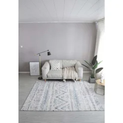 5 x 7 ft Rug
