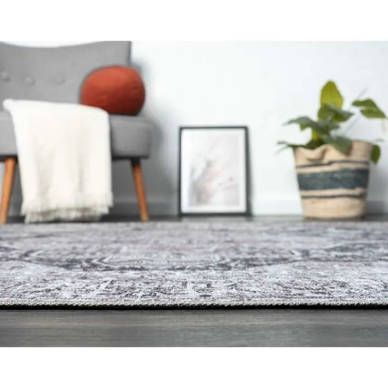 6 x 9 ft Rug