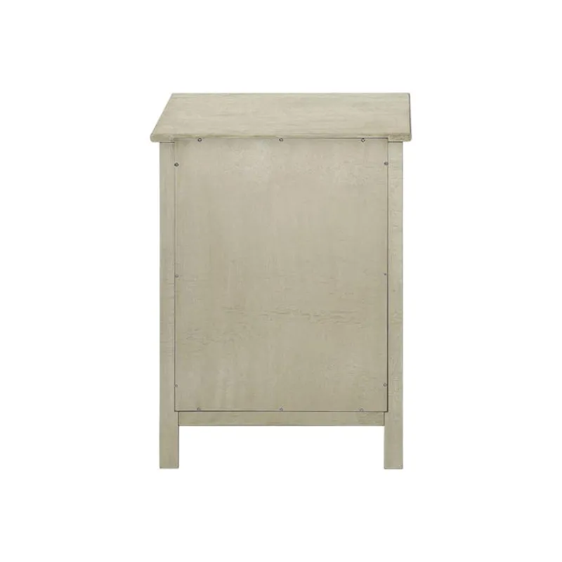 Monarch Accent table 25"h -