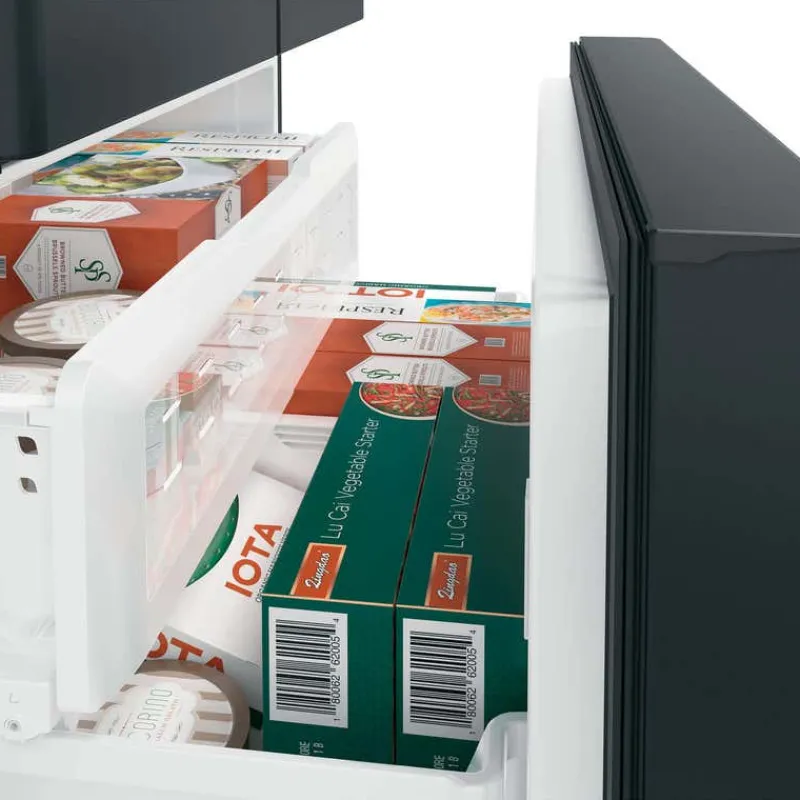 GE Café CAFE 22.2 Cu Ft 36 In Refrigerator Bottom Freezer, French door - CYE22TP3MD1