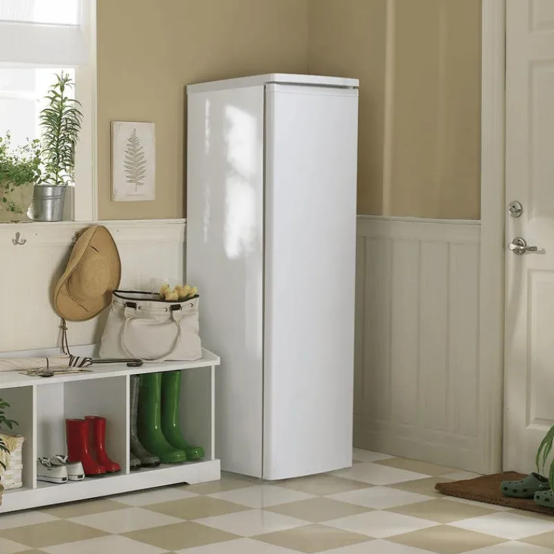 Danby 7,1 Cu Ft Freezer , Vertical, 22" - DUF071A3WDB