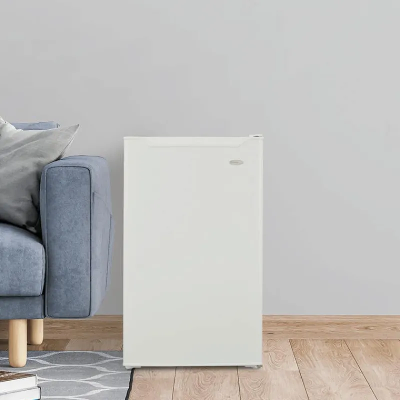 Danby 4,4 Cu Ft Refrigerator Compact - DCR044B1WM