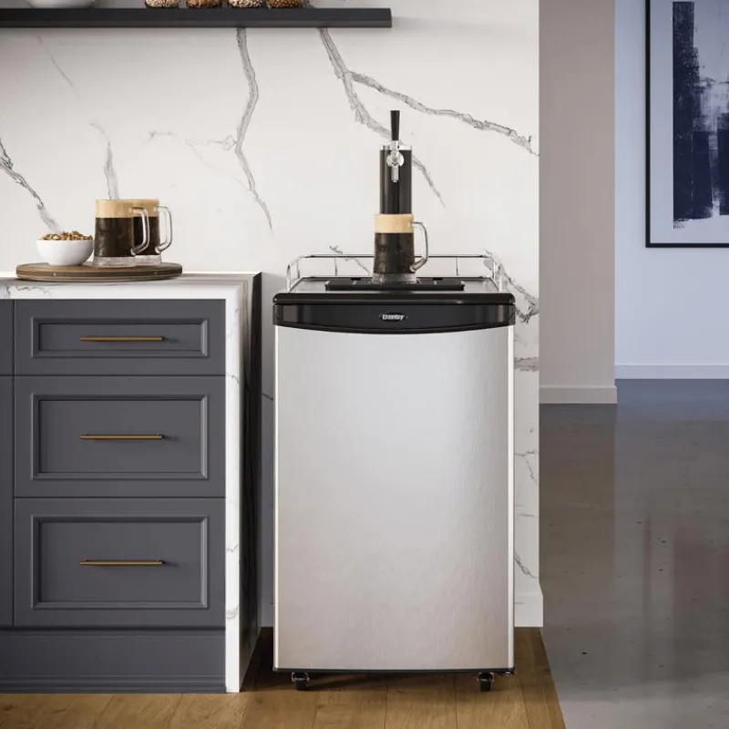 Danby 5.4 cu. ft. Single Tap Keg Cooler 21" - DKC054A1BSLD