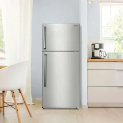 Danby 30 In 18 Cu ft Refrigerator Top Freezer - DFF180E2SSDB