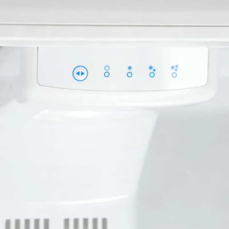 Danby 24 in 11,6 Cu ft Refrigerator Top Freezer - DFF116B2SSDB
