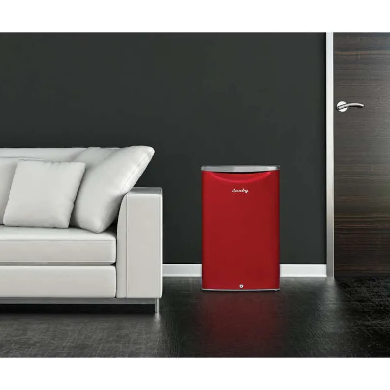 Danby 21 In 4,4 pi3 Refrigerator Compact - DAR044A6LDB