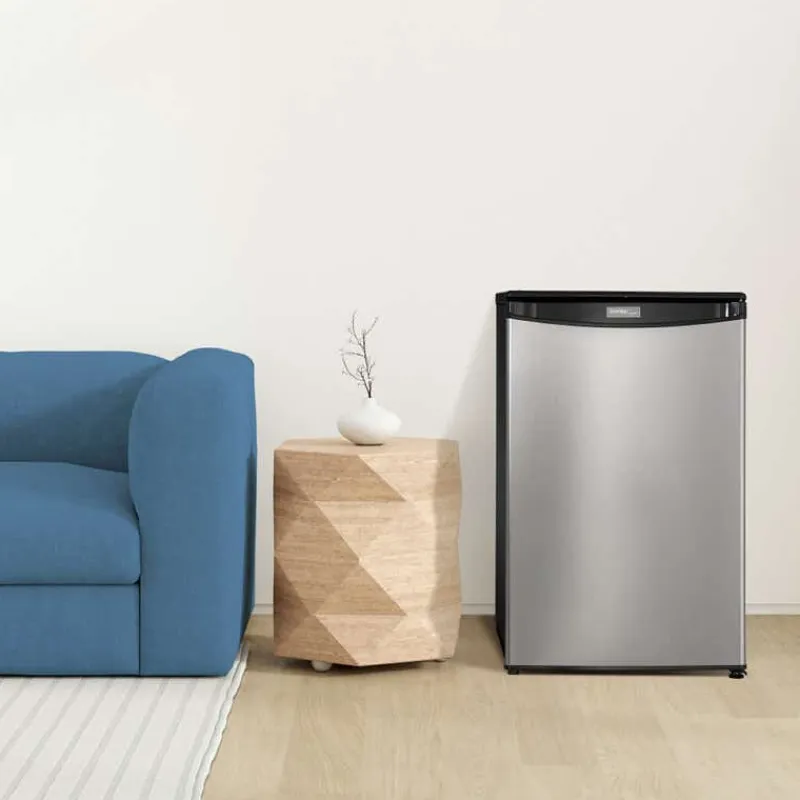 Danby 21 In 4,4 pi3 Refrigerator Compact - DAR044A4BSSDD