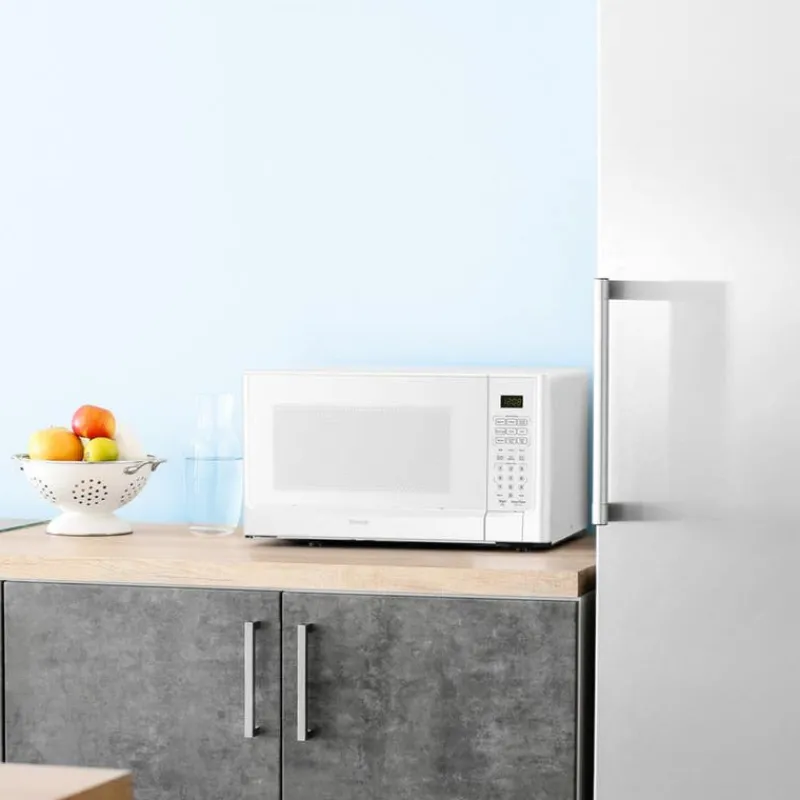Danby Microwave 1000 22" DDMW01440WG1
