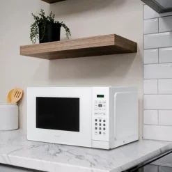 Danby Microwave 900 20