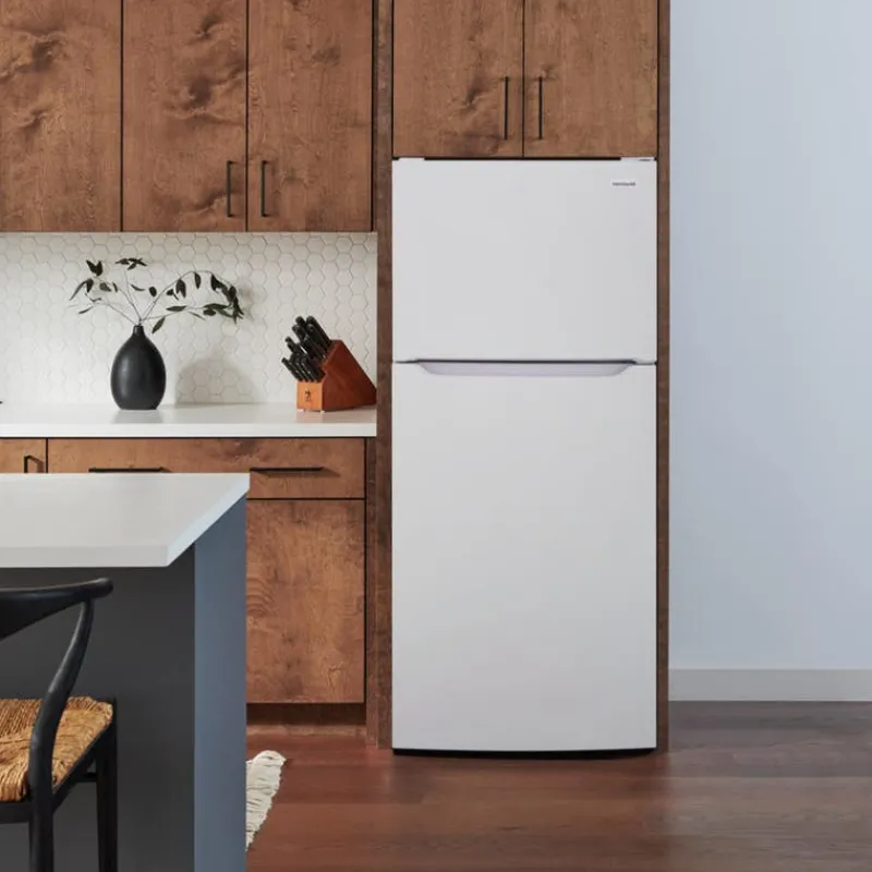 Frigidaire 18 Cu Ft 30 In Refrigerator Top Freezer - FRTE1835AW
