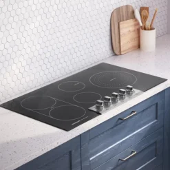 Frigidaire Professional Cooktop Glass-Ceramic 36" - PCCE3680AF