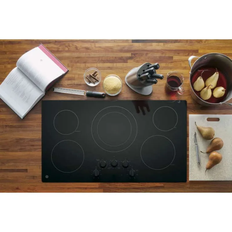 GE Appliances GE Cooktop Glass-Ceramic 36" Electric - JP3036DLBB