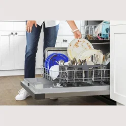 GE Appliances GE Dishwasher Built-In 24