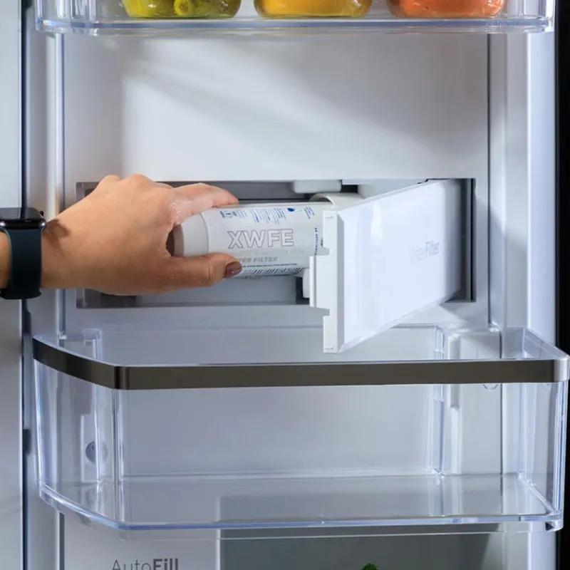 GE Profile 28,7 Cu Ft 36 In Refrigerator Bottom Freezer, French door - PGE29BYTFS