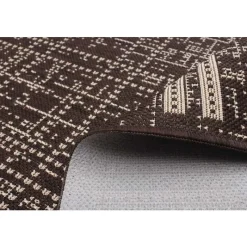 Indoor or Outdoor Rug - 4 x 6