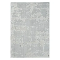 Indoor or Outdoor Rug - 5 x 8