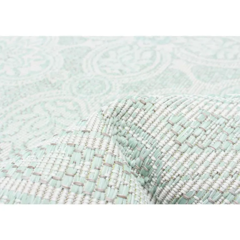 Indoor or Outdoor Rug - 5 x 7