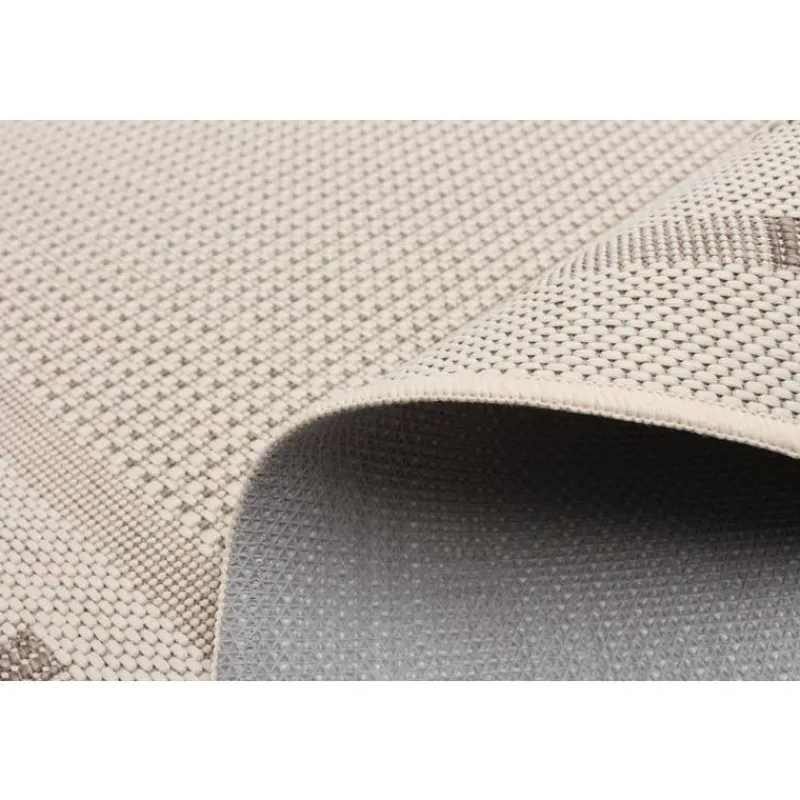 Indoor or Outdoor Rug - 4 x 6