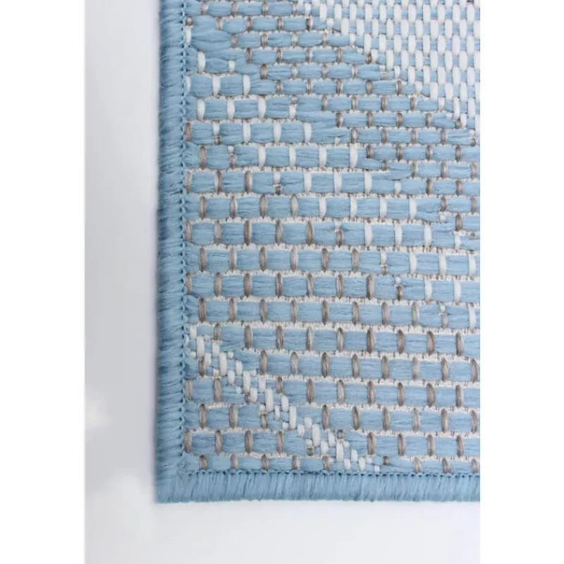 Indoor or Outdoor Rug - 5 x 7