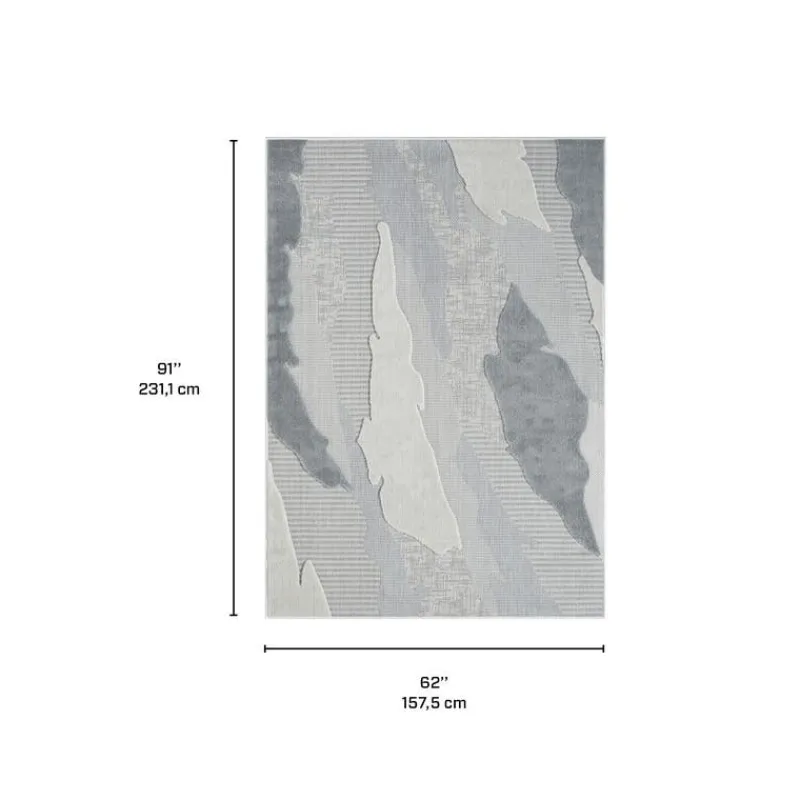 Indoor or Outdoor Rug - 5 x 8