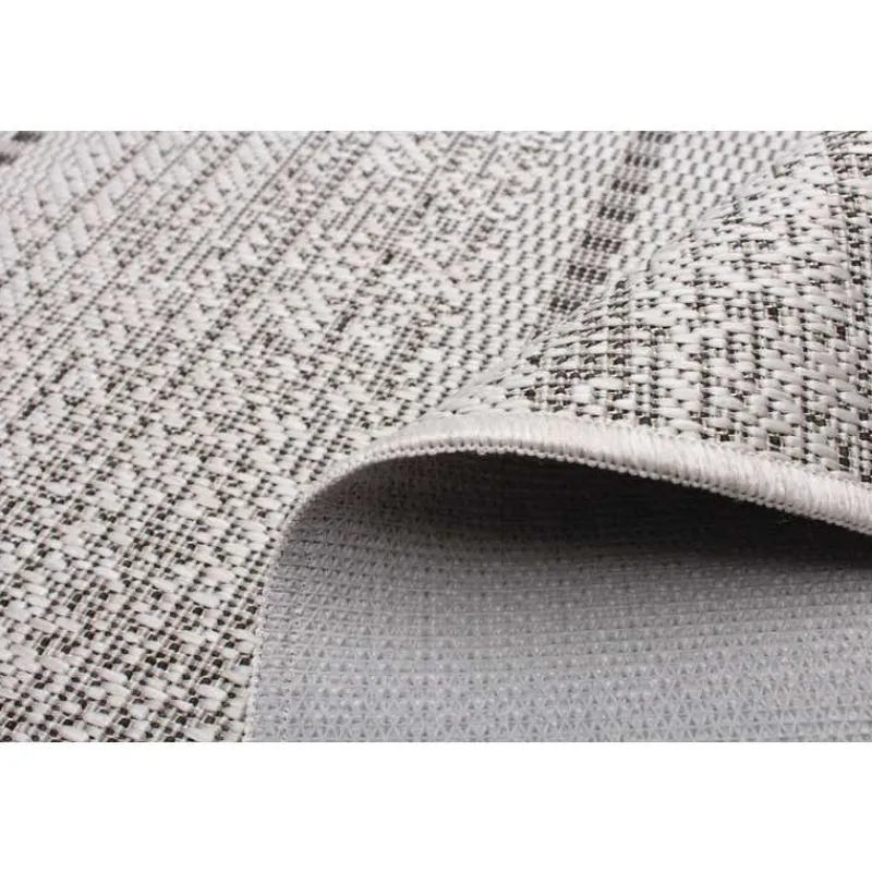 Indoor or Outdoor Rug - 4 x 6