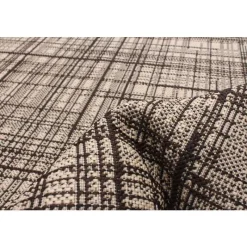 Indoor or Outdoor Rug - 3 x 5