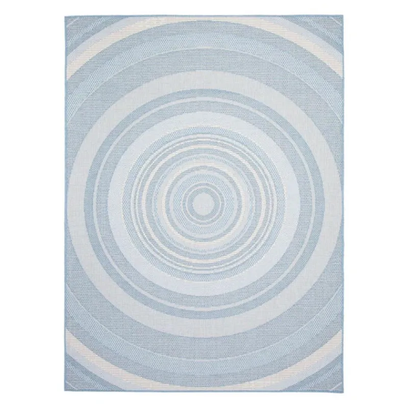 Indoor or Outdoor Rug - 7 x 10