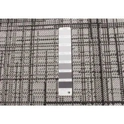 Indoor or Outdoor Rug - 4 x 6