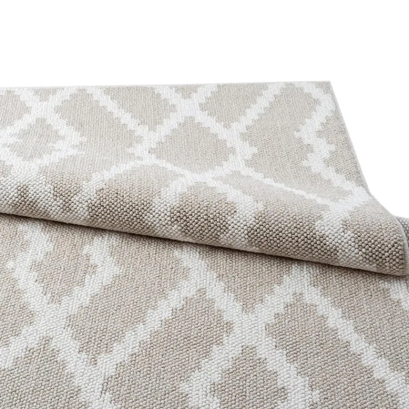 Indoor Rug - 5 x 8