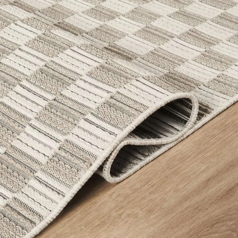 Indoor/Outdoor Rug - 10 x 13 ft