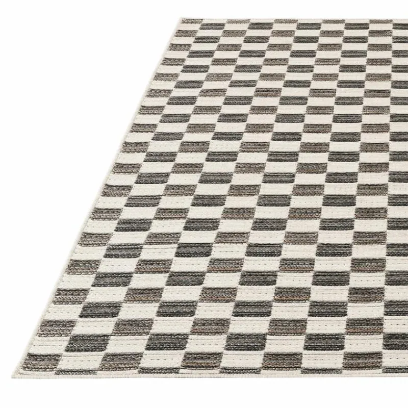 Indoor/Outdoor Rug - 5 x 7 ft