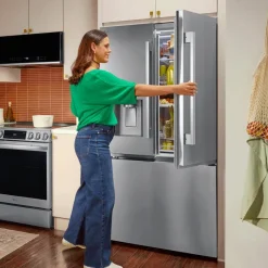 LG 23.7 Cu Ft 36 In Refrigerator Bottom Freezer, French door - LF24Z6530S