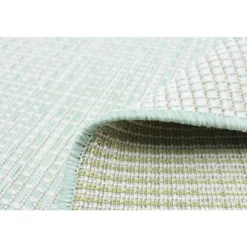 Outdoor 7 x 10 ft Rug