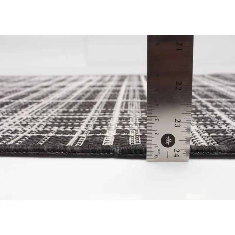 Outdoor 2 x 7 ft Rug