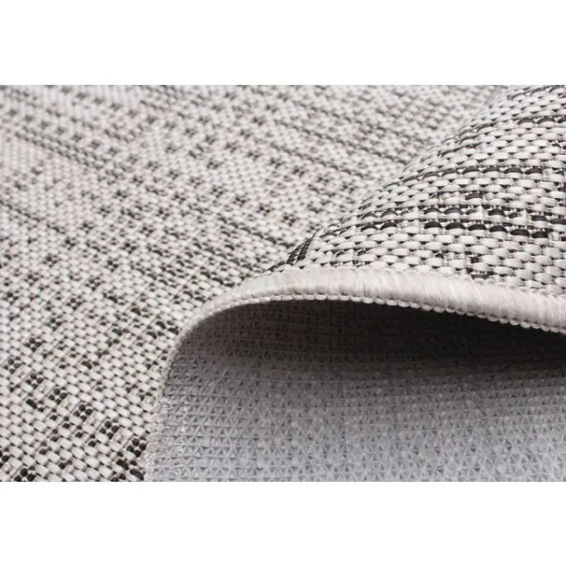 Outdoor 2 x 7 ft Rug