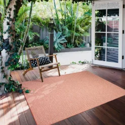 Outdoor 7 x 10 ft Rug