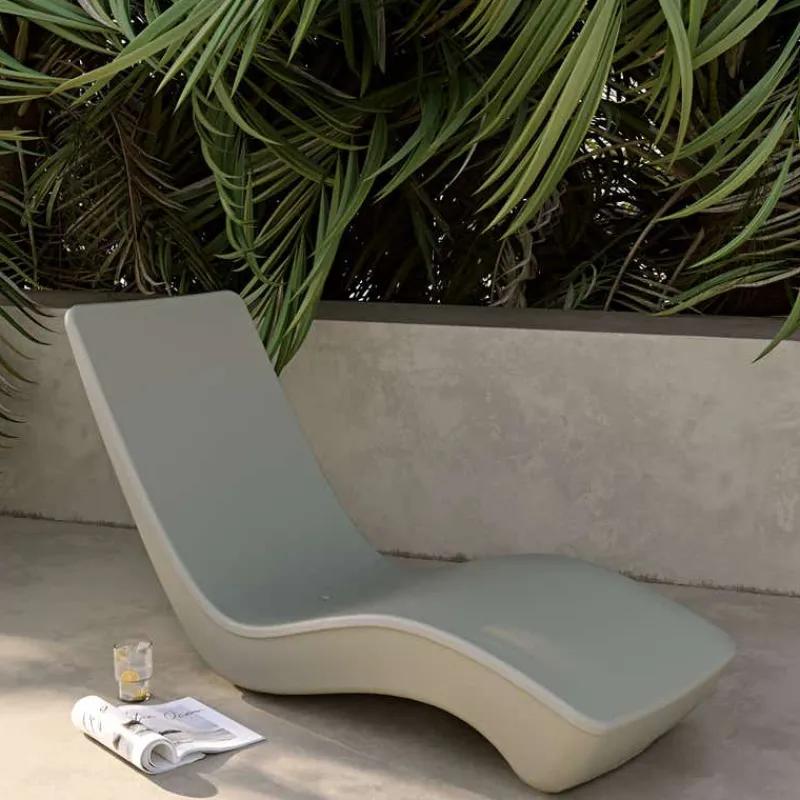 Meubles South Shore Outdoor Lounge Chair
