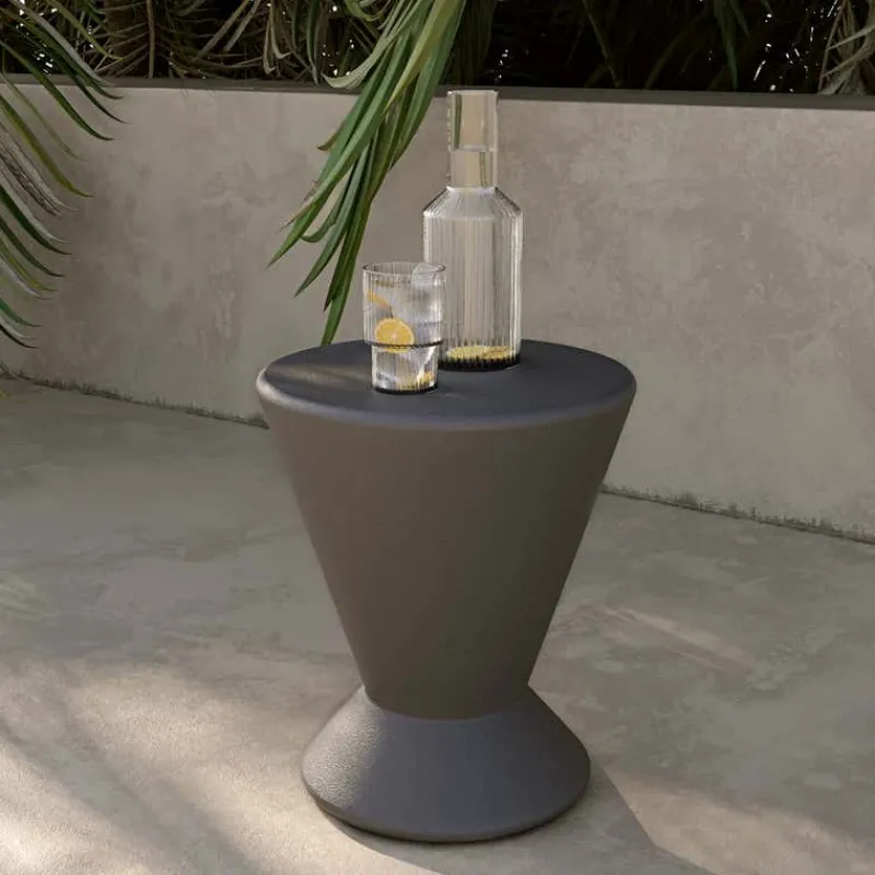 Meubles South Shore Outdoor Side Table