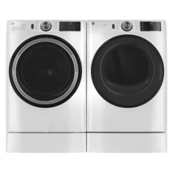 GE Appliances Pedestal