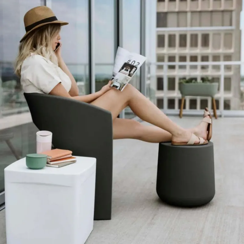 Meubles South Shore Round outdoor side table