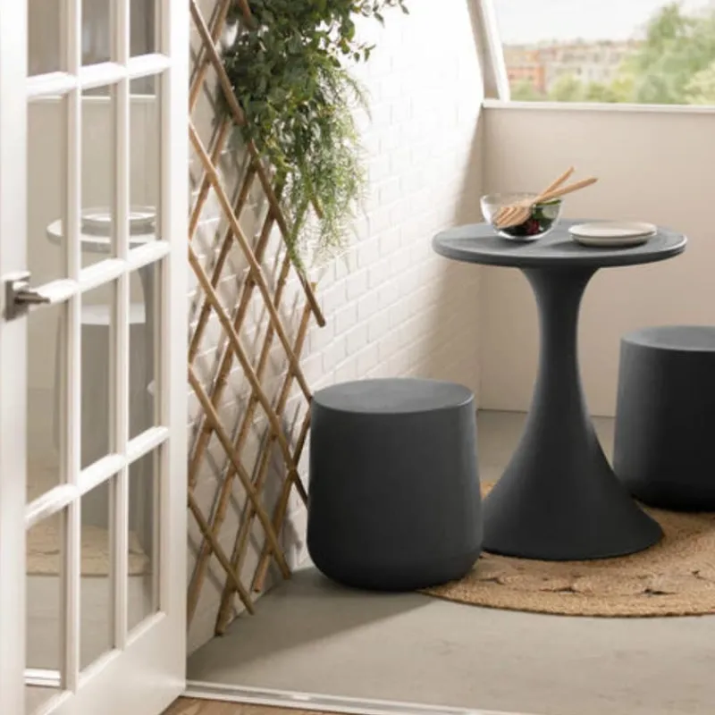 Meubles South Shore Round outdoor side table