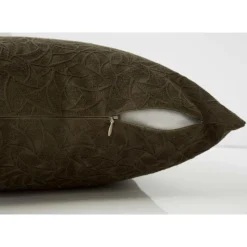 Monarch Set of 2 Velvet Accent Pillows 18
