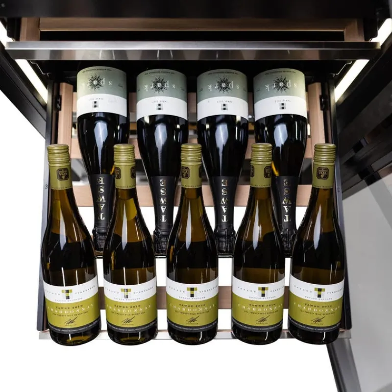 Danby SILHOUETTE 24″ Built-in Wine Cellar 24" - SPRWC052D3SS