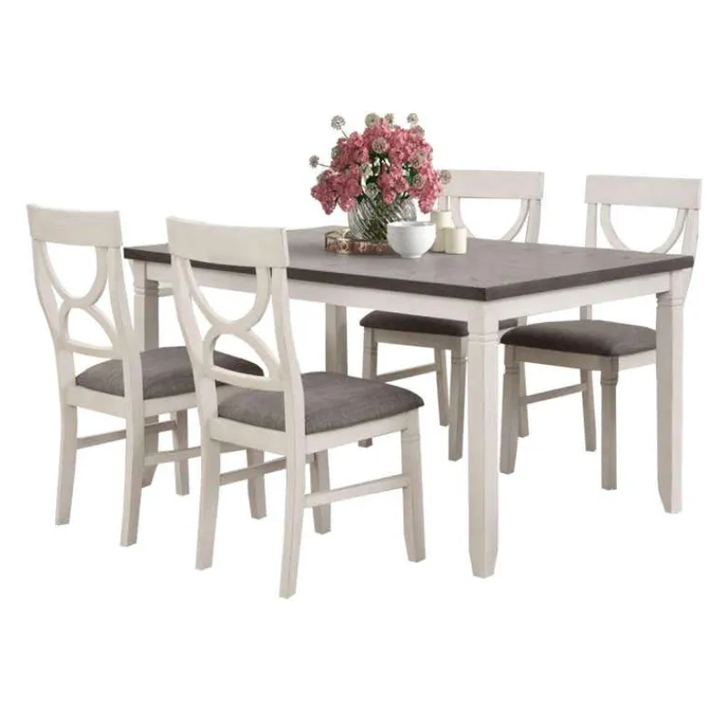 Table with 4 chairs