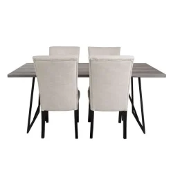 Table with 4 chairs